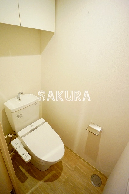 トイレ　嬉しい温水洗浄便座♪