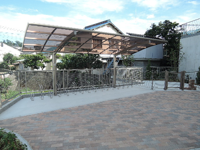 その他共有部分　屋根付自転車置場