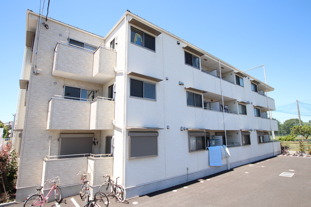 建物外観　南東向きです♪