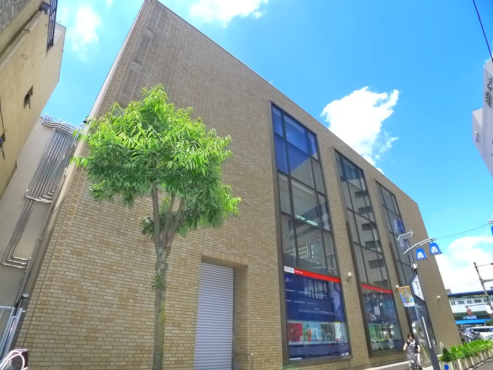 銀行　UFJ銀行（銀行）まで300m