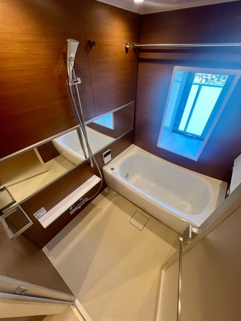 バス・シャワールーム