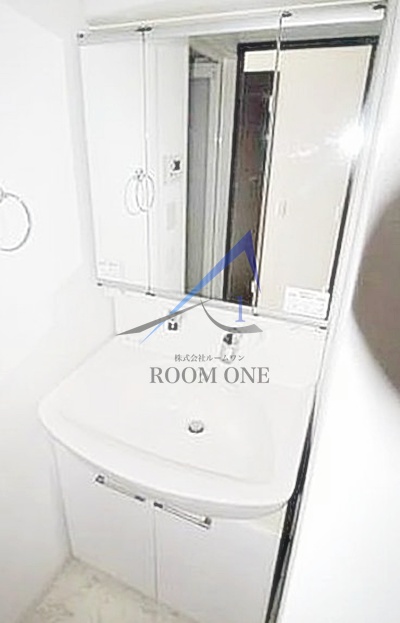 洗面設備　洗面台です。