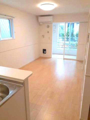 居室・リビング　使いやすい居間です