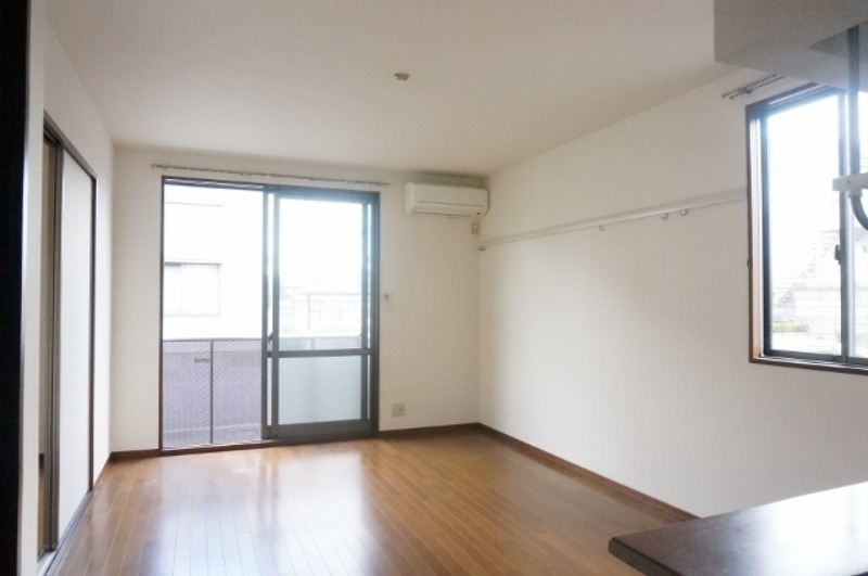 居室・リビング　図面と現状に相違がある場合には現状を優先