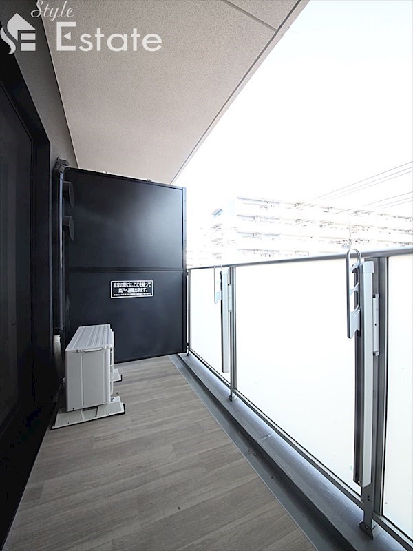 バルコニー　バルコニー