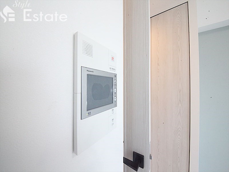 セキュリティ　モニター付きインターホン