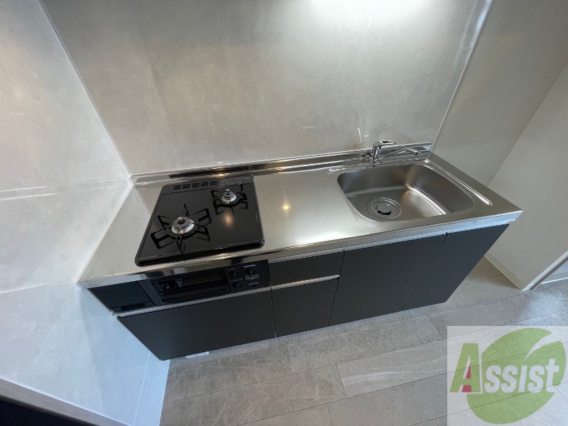 キッチン　キッチンです。一人暮らしなら十分な大きさですね。