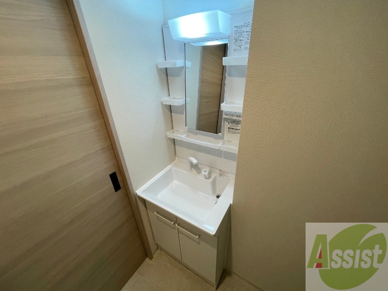 洗面設備　シャンプードレッサーで身支度もラクラクです！