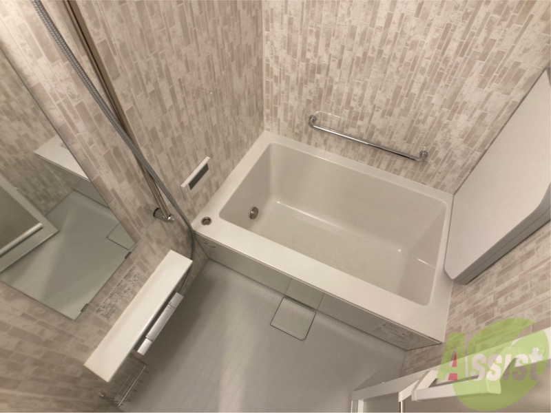 バス・シャワールーム　お風呂になります。一日の疲れを癒してくださいね。