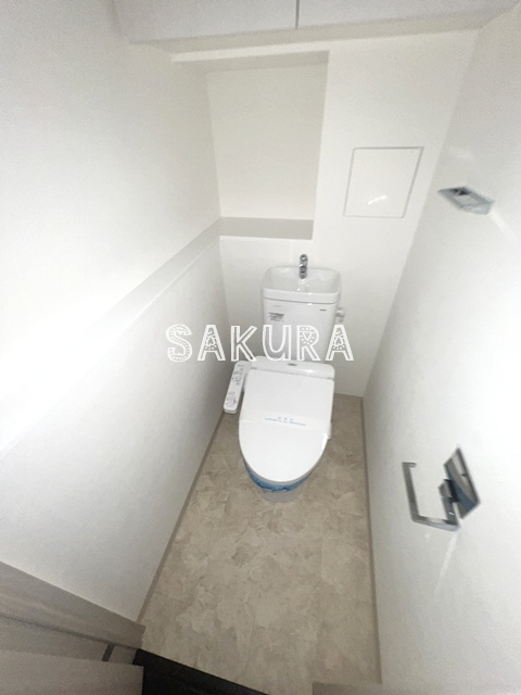 トイレ　嬉しい温水洗浄便座♪