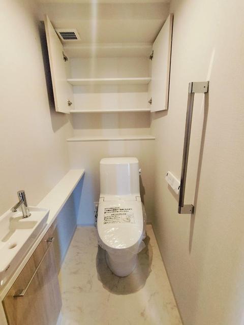 トイレ　手洗器付き　温水洗浄便座