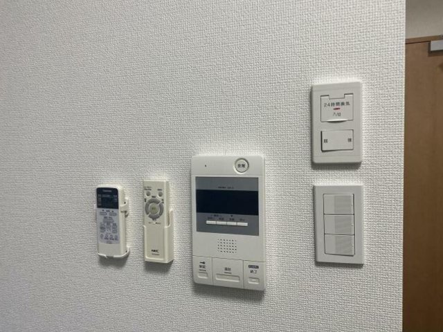 セキュリティ　モニター付きインターホンです