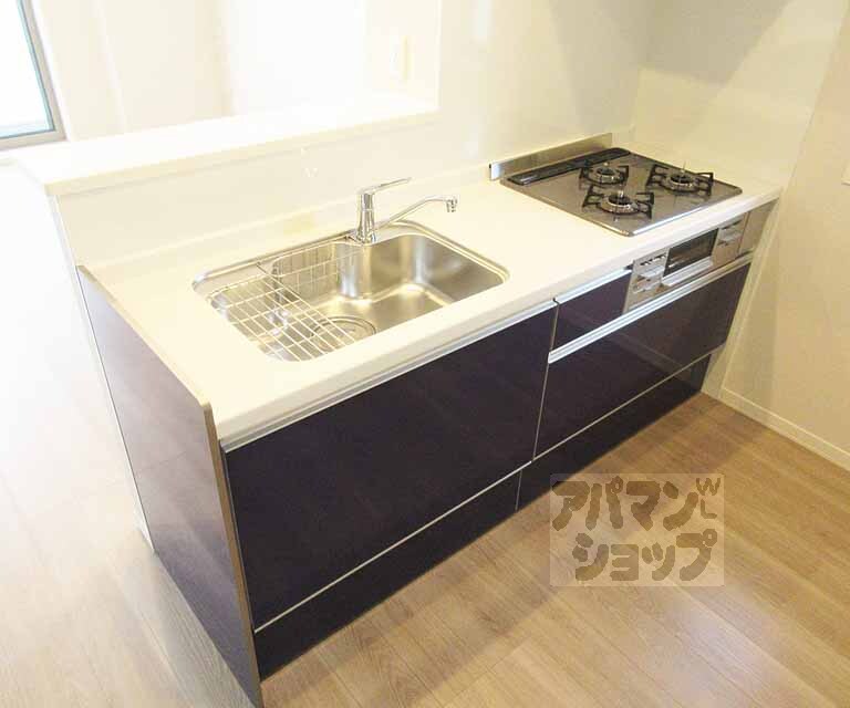 キッチン　綺麗なシステムキッチンです。