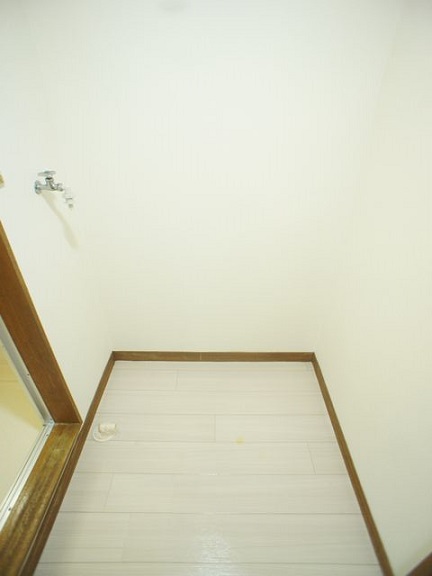 洗面設備　洗濯機置き場があります♪