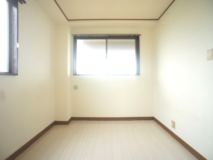 その他部屋・スペース　清潔感のあるきれいな洋間です♪