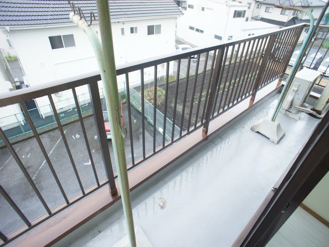 バルコニー　お洗濯物がたくさん干せます♪