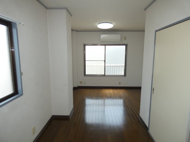 居室・リビング　別部屋参考写真