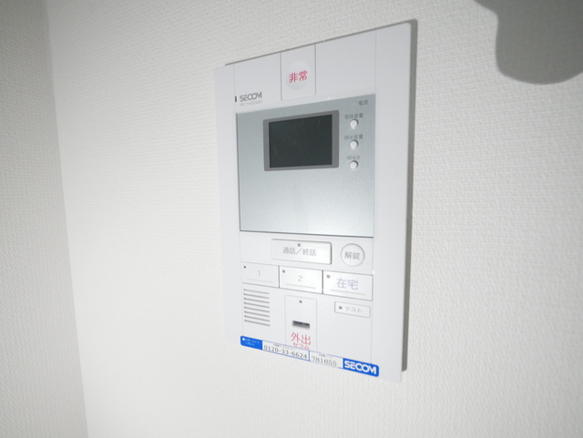 セキュリティ　★モニタ付きインターホンでセキュリティ面も安心ですね★