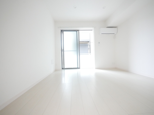 居室・リビング　★フローリングの綺麗なお部屋です★