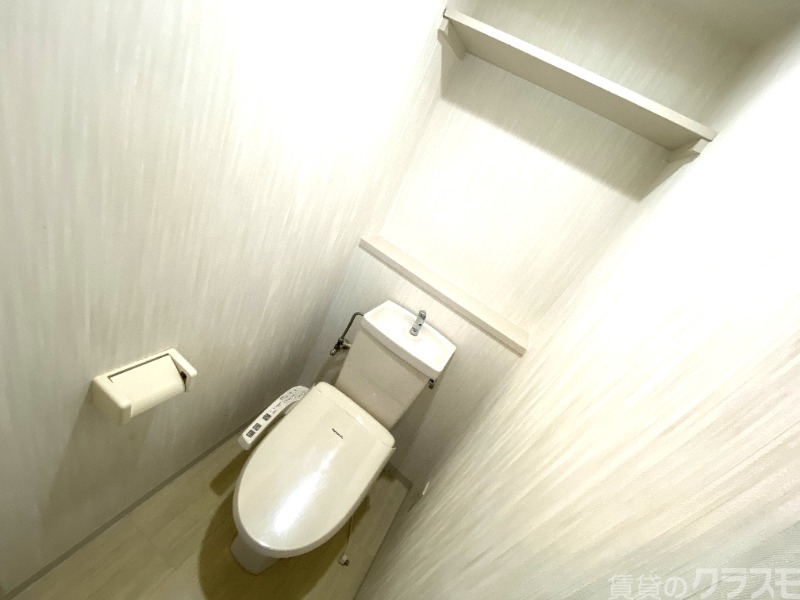 トイレ　冬場も安心の温水洗浄便座！