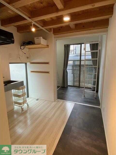 居室・リビング　☆別部屋参考写真