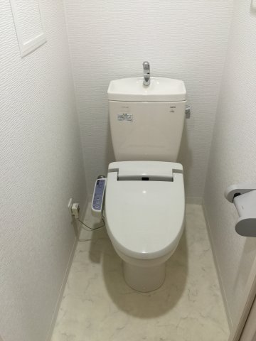トイレ　ゆったりとした空間のトイレです
