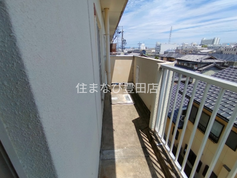 バルコニー　同型別部屋写真