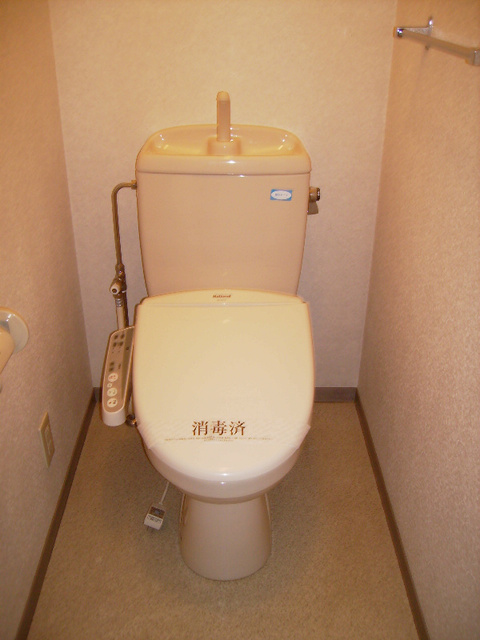 トイレ　別部屋参照