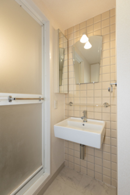 洗面設備　※写真は同タイプ住戸です。