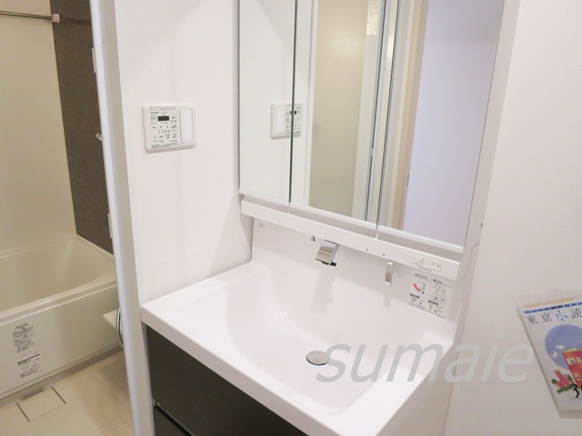 洗面設備　独立洗面台です☆