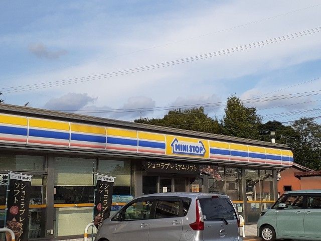 コンビニ　ミニストップ春日井西本町店（コンビニ）まで450m
