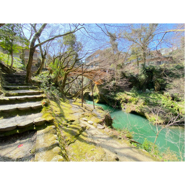 その他　渓谷（その他）まで1300m