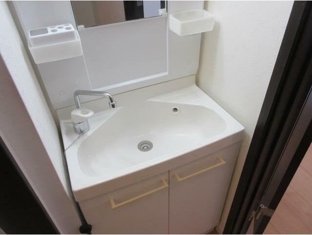 洗面設備　忙しい朝には欠かせない洗面所です♪