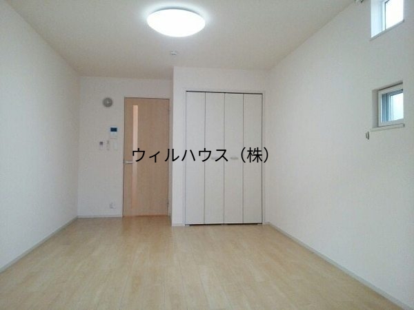 居室・リビング　明るい室内！