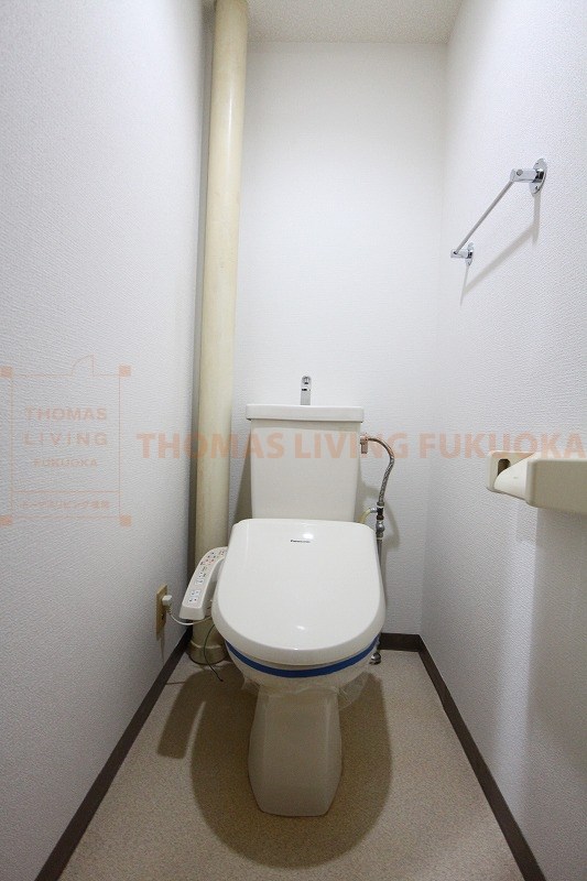 トイレ　※別号室参考写真