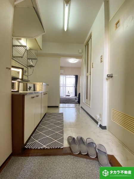 玄関　画像は１０５号室