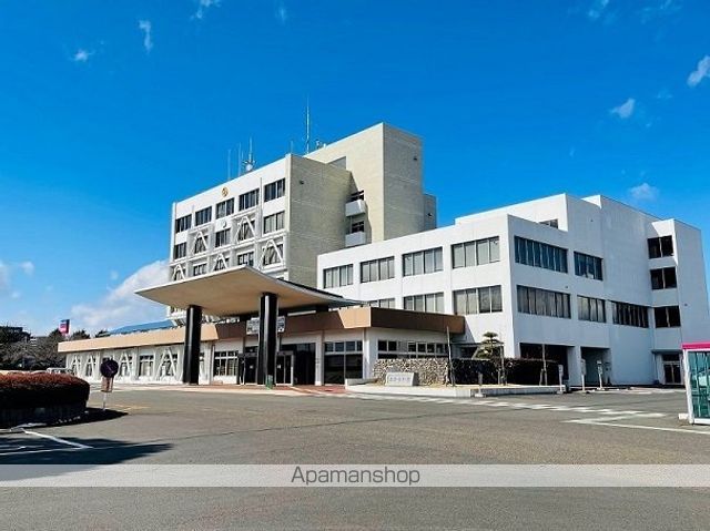 役所　名取市役所（役所）まで1900m