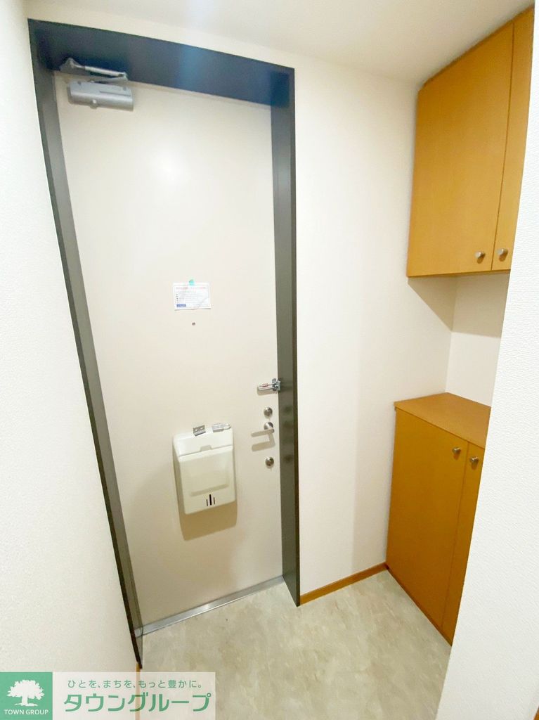 玄関　※別部屋参考写真です※