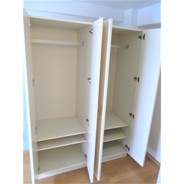 収納　居室・クローゼット（２３０５）