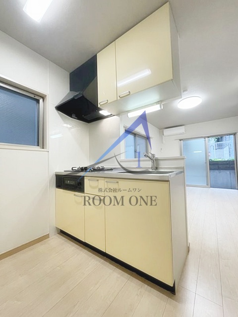 キッチン　キッチンです。