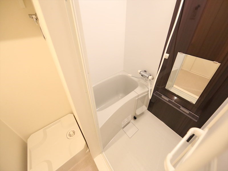 バス・シャワールーム　バスルーム　浴室暖房乾燥機付き