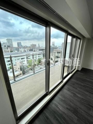 バルコニー　お洗濯にも便利なバルコニー付き