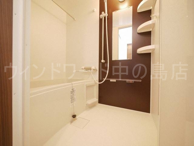 バス・シャワールーム　詳細は、ウィンドワード中の島店までご相談下さい。