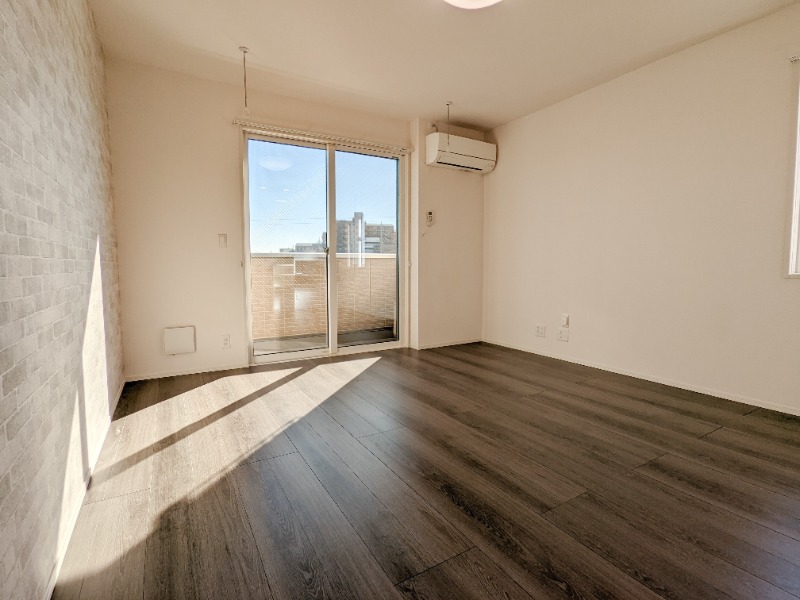 居室・リビング　図面と現状に相違がある場合には現状を優先