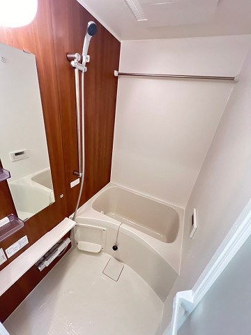 バス・シャワールーム　お風呂で日々の疲れを落としましょう