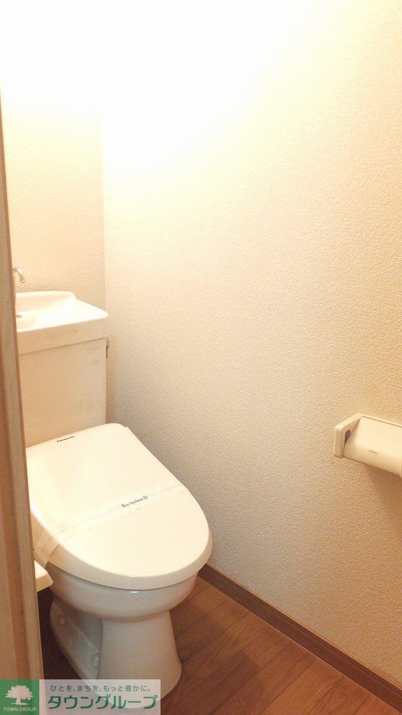 その他　温水洗浄便座設置済み