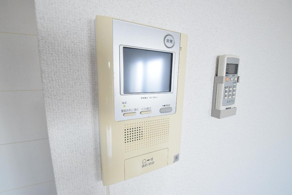 セキュリティ　カメラ付インターホン
