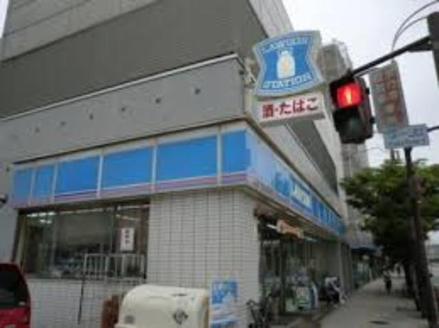 コンビニ　ローソン大阪ドームシティ店（コンビニ）まで636m
