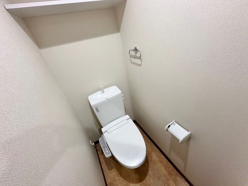 トイレ　別号室参考写真