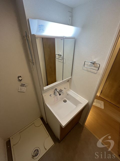 洗面設備　同仕様